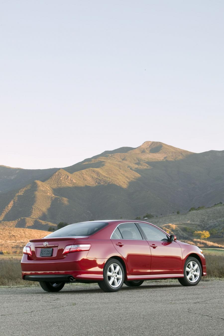  Toyota Camry 2007 года  (фото 61 из 73)
